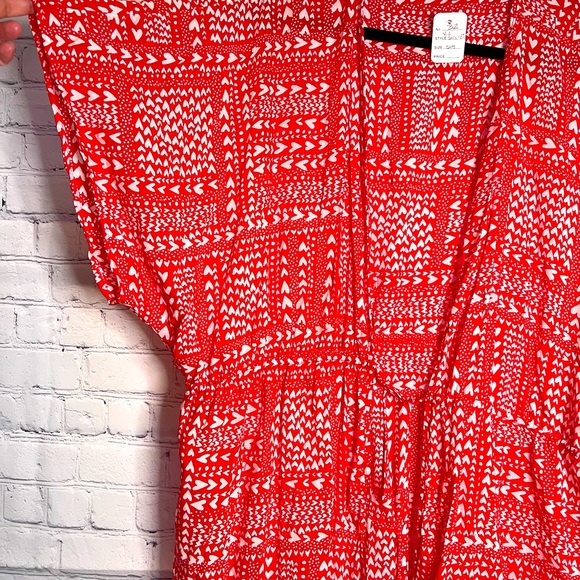Victoria's Secret Other - NWOT Victoria’s Secret Kimono Cover Up Red White Hearts